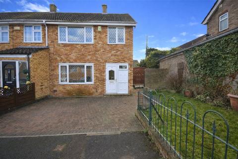 undefined, Oatfield Close, Luton, Bedfordshire, LU4