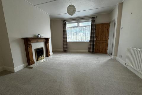 2 bedroom end of terrace house to rent, Walker Street, Bowburn