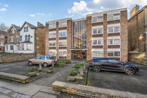 2 bedroom flat for sale, Kingston Upon Thames,  Surrey,  KT2