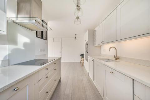 2 bedroom flat for sale, Kingston Upon Thames,  Surrey,  KT2