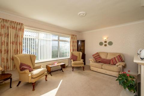 2 bedroom detached bungalow for sale, Queens Field East, West Meads, Bognor Regis
