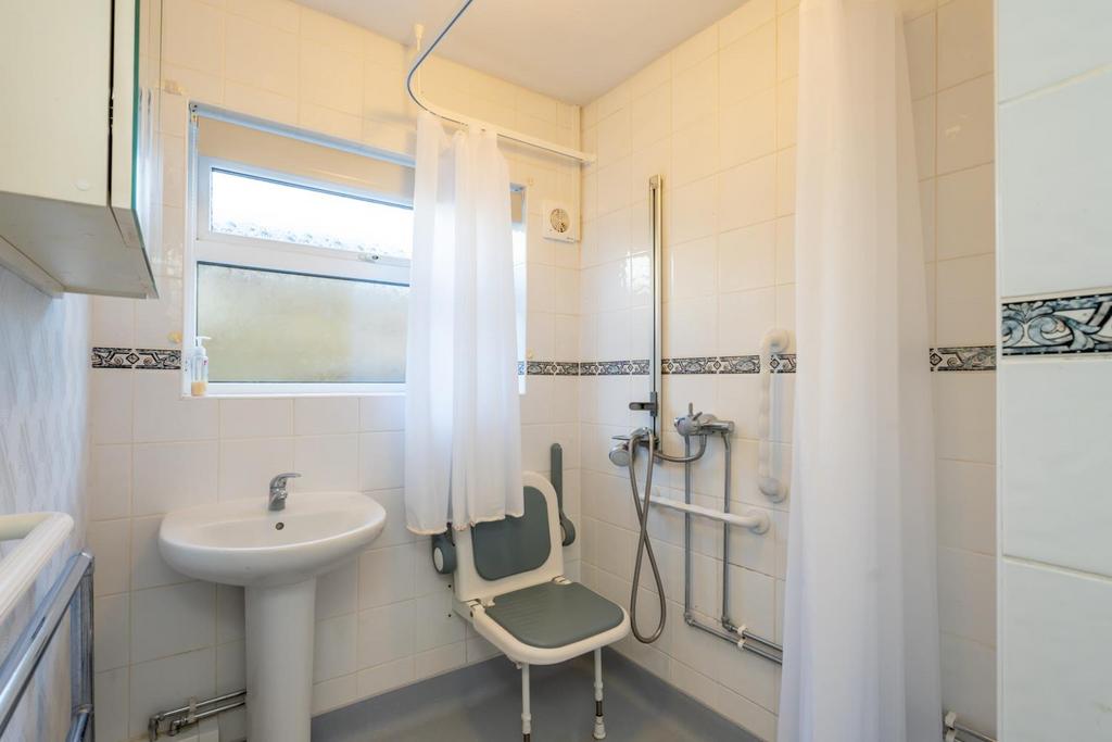 Wet Room.jpg