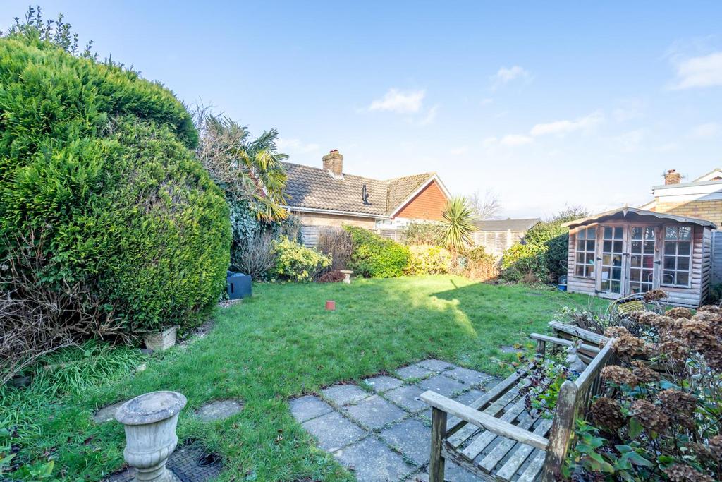 Rear Garden (2).jpg