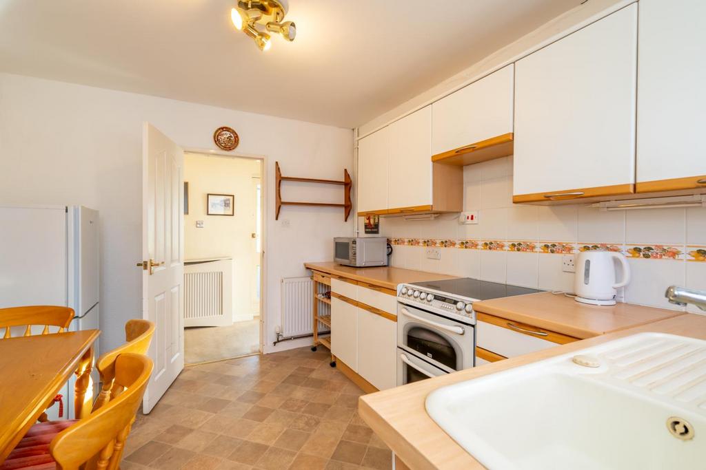 Kitchen Breakfast Room (2).jpg