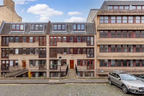 2 bedroom flat to rent - Fettes Row, New Town, Edinburgh, EH3