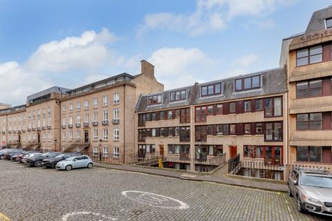 2 bedroom flat to rent, Fettes Row, New Town, Edinburgh, EH3