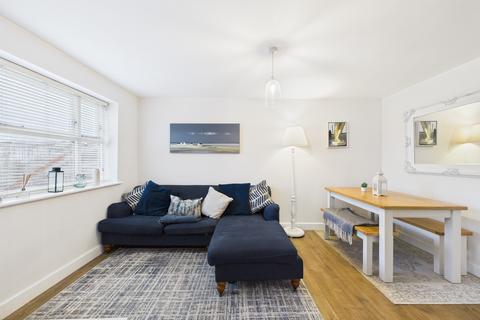 1 bedroom flat for sale, Molyneux Drive, Tooting Bec