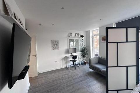 undefined, Mitcham Road, London