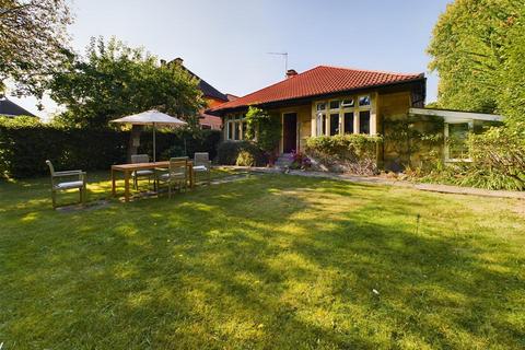 undefined, Beechwood Road, Combe Down, Bath, Bath and North East Somerset, BA2