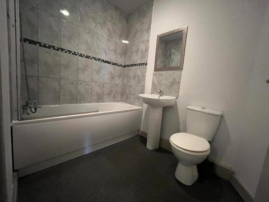 Bathroom.jpeg