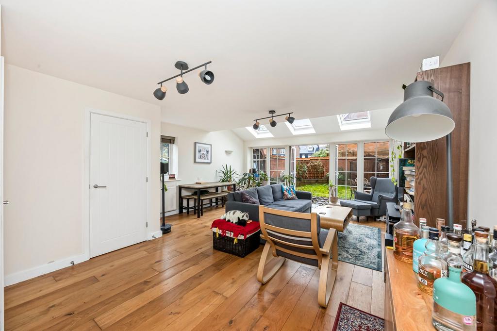 Lounge/ Dining room