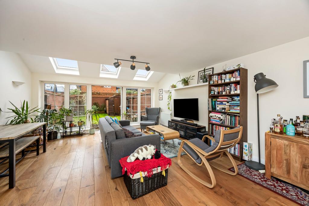 Lounge/ Dining room