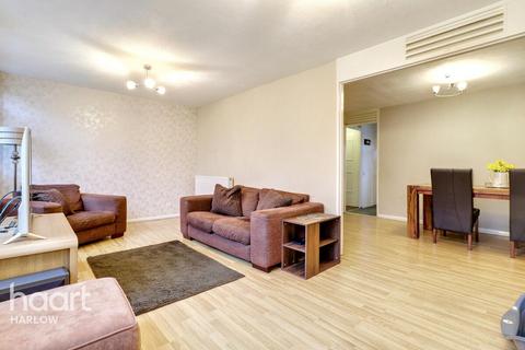 3 bedroom terraced house for sale, Berecroft, Harlow