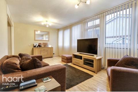 3 bedroom terraced house for sale, Berecroft, Harlow