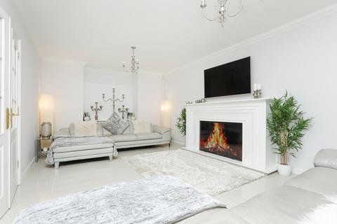 4 bedroom detached house for sale, Foreland Heights, Broadstairs, Kent, CT10