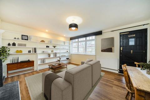4 bedroom terraced house for sale - Swanwick Close, London SW15