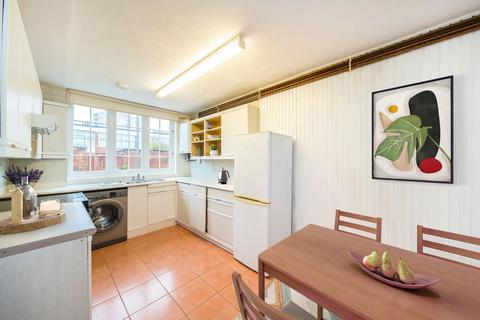 4 bedroom terraced house for sale, Swanwick Close, London SW15