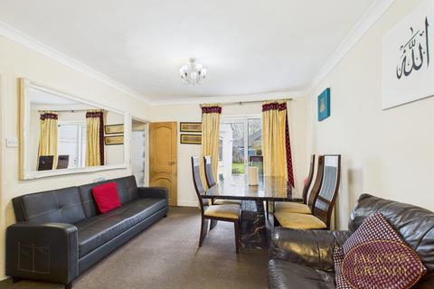2 bedroom terraced house for sale, Lower Thrift Street, Abington, NN1 5HP