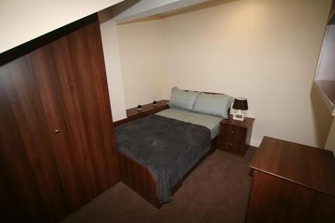 5 bedroom house to rent, St. Michaels Lane, Leeds