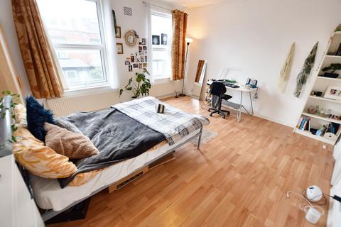 undefined, Burchett Place, Leeds LS6