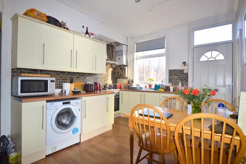 undefined, Bankfield Terrace, Leeds LS4