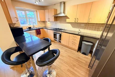 4 bedroom detached house for sale, Southside Road, Leicester