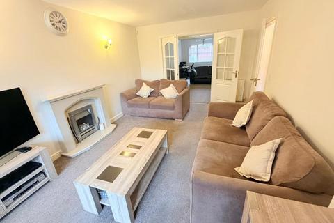4 bedroom detached house for sale, Southside Road, Leicester