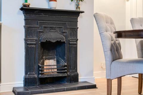 3 bedroom terraced house for sale, St Johns Road, Reading RG4