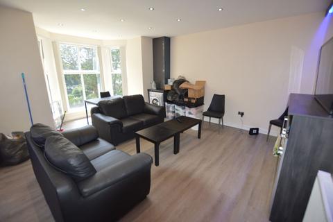 3 bedroom property to rent, Montpelier Terrace, Leeds LS6