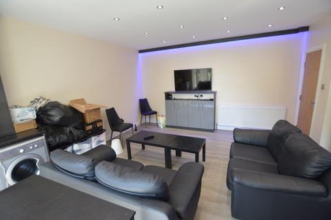 3 bedroom property to rent, Montpelier Terrace, Leeds LS6