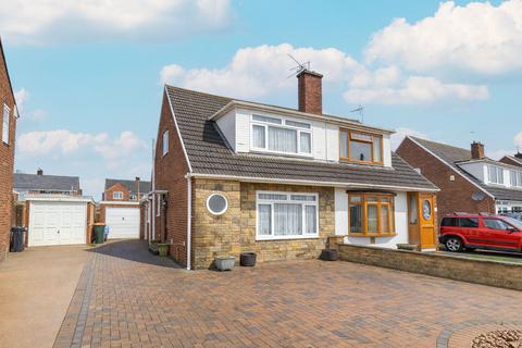 3 bedroom semi-detached house for sale - Meads Close, Newport, NP19