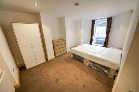 undefined, Brudenell Mount, Leeds LS6
