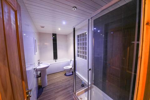 undefined, Brudenell Mount, Leeds LS6