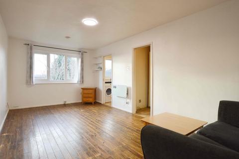 undefined, Redhall Crescent, Leeds LS11
