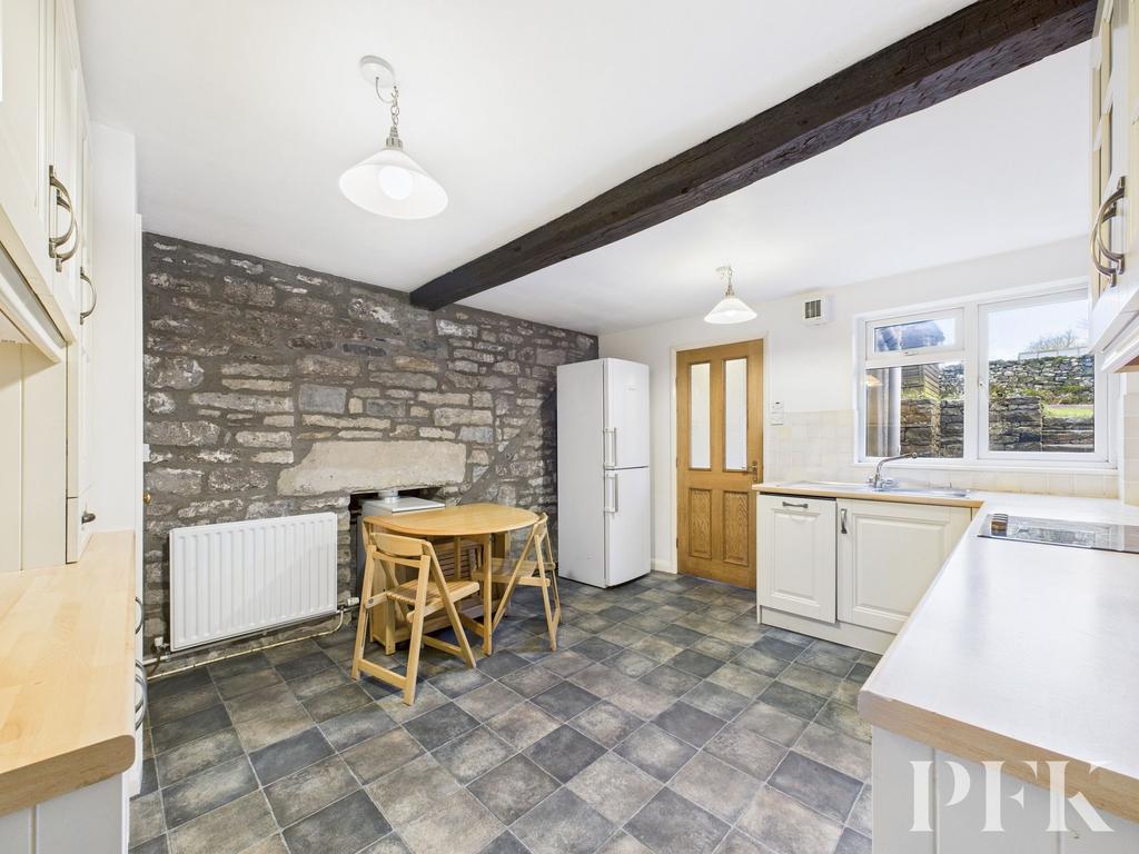 Kitchen / Dining