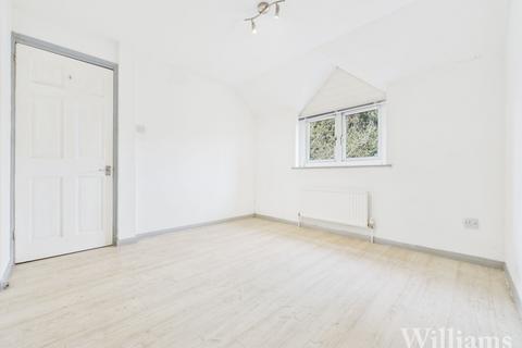 undefined, Warmstone Close, Aylesbury HP18