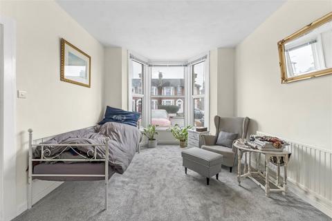 2 bedroom terraced house for sale, Albert Road, Ilford