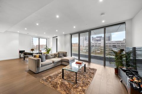 10 Park Drive, London, E14