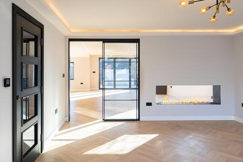 undefined, Kingston Vale, London, SW15