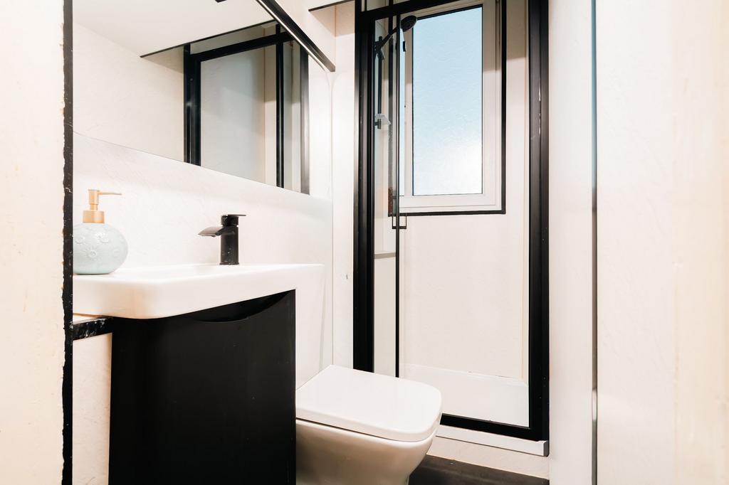 Sower room and toilet