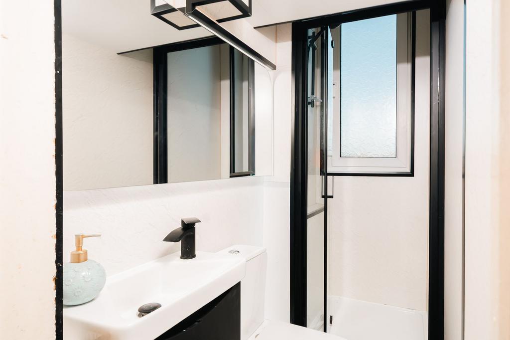 Sower room and toilet