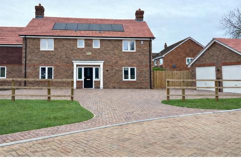 undefined, Meadow View, Aldermaston Road, Pamber End, Tadley, RG26