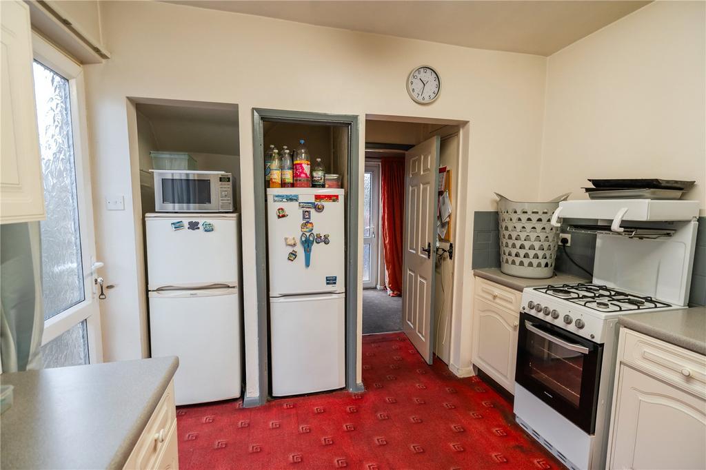 Kitchen (2)