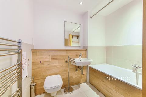 2 bedroom flat to rent, Kings Terrace, London, NW1