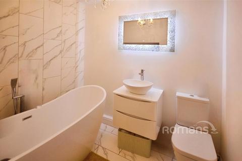 undefined, Orchardville, Burnham, SL1
