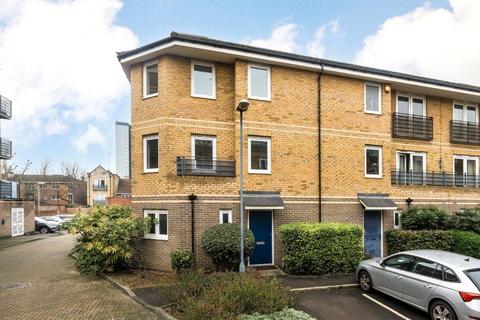 Hereford Road, Bow, London, E3