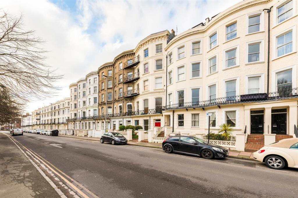Flat 4, 22 Vernon Terrace-15.jpg