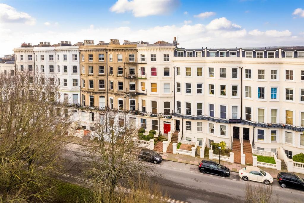 Flat 4, 22 Vernon Terrace-17.jpg