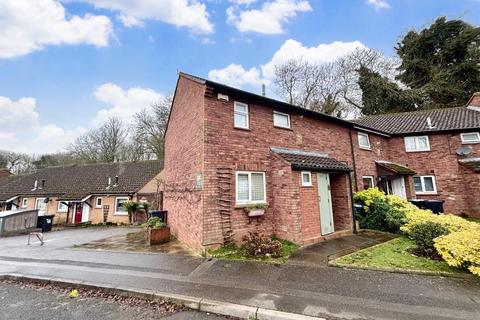 2 bedroom end of terrace house for sale - Lark Rise, Woodfields, Northampton NN3