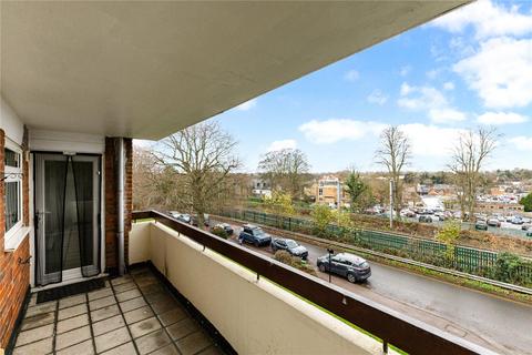 3 bedroom apartment for sale, Carlton Road, Harpenden, Hertfordshire, AL5
